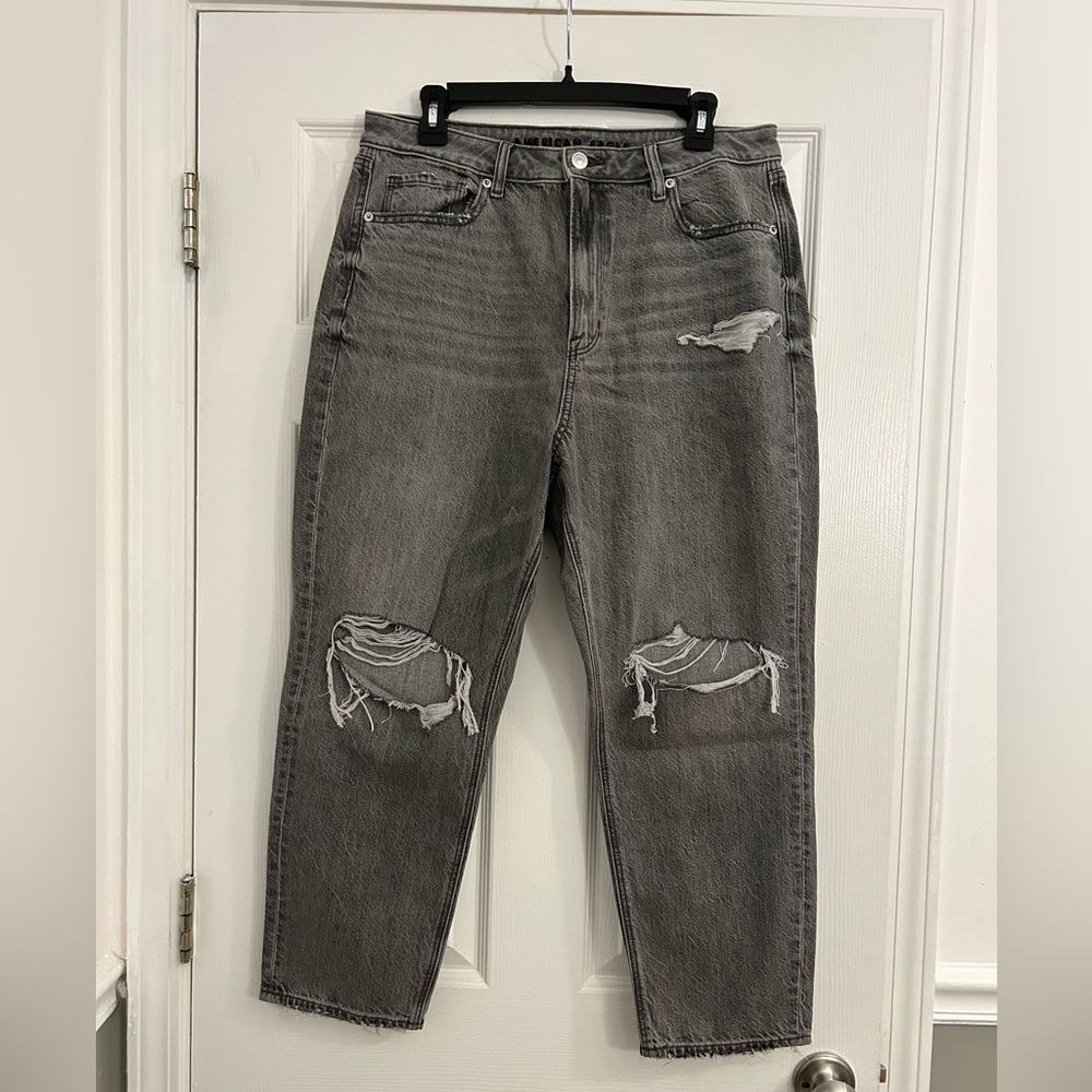 NEW American Eagle Mom Jeans